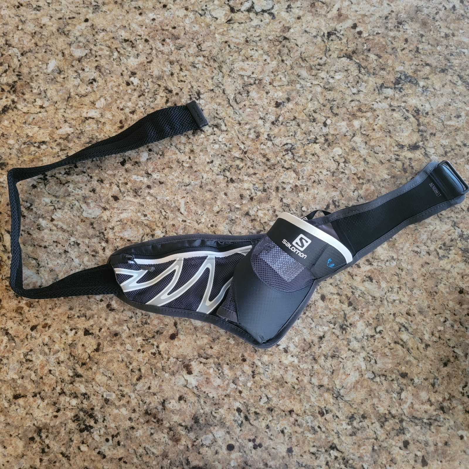 Salomon 4D Active Bottle Hydration Running or XC Skiing Belt