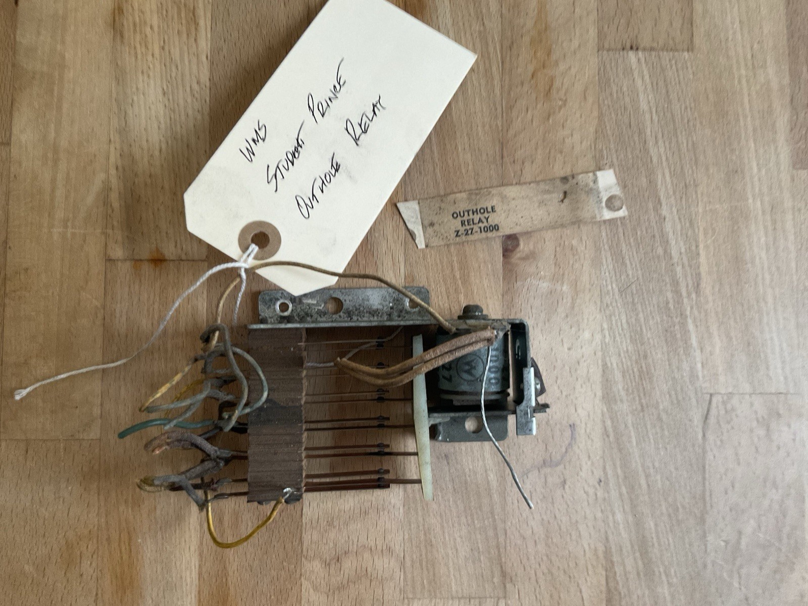 Williams EM Pinball Machine Outhole Relay  - Student Prince - Z-27-1000 Coil