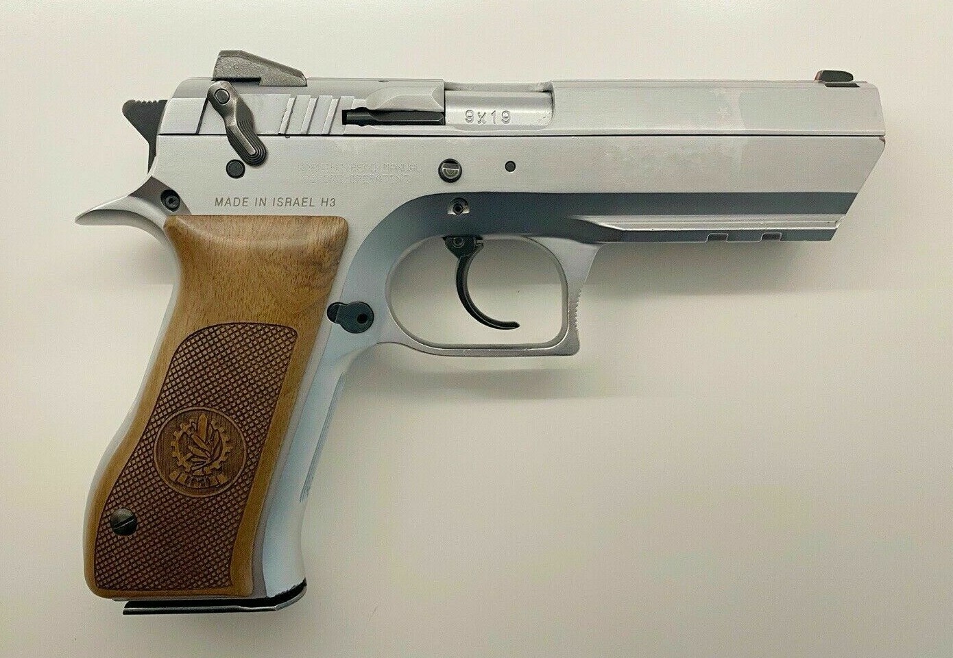 Jericho 941F, 941FS Walnut Wood Grips. Handmade. Checkered. US Based Seller