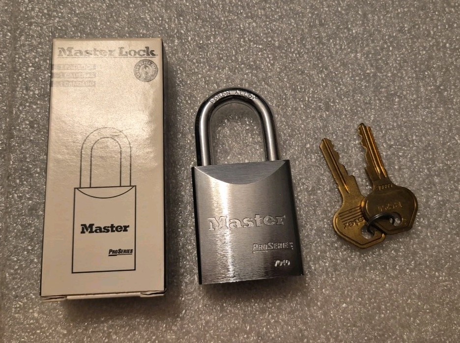 Master Pro Series 7040 Keyed Heavy Duty Keyed Padlock