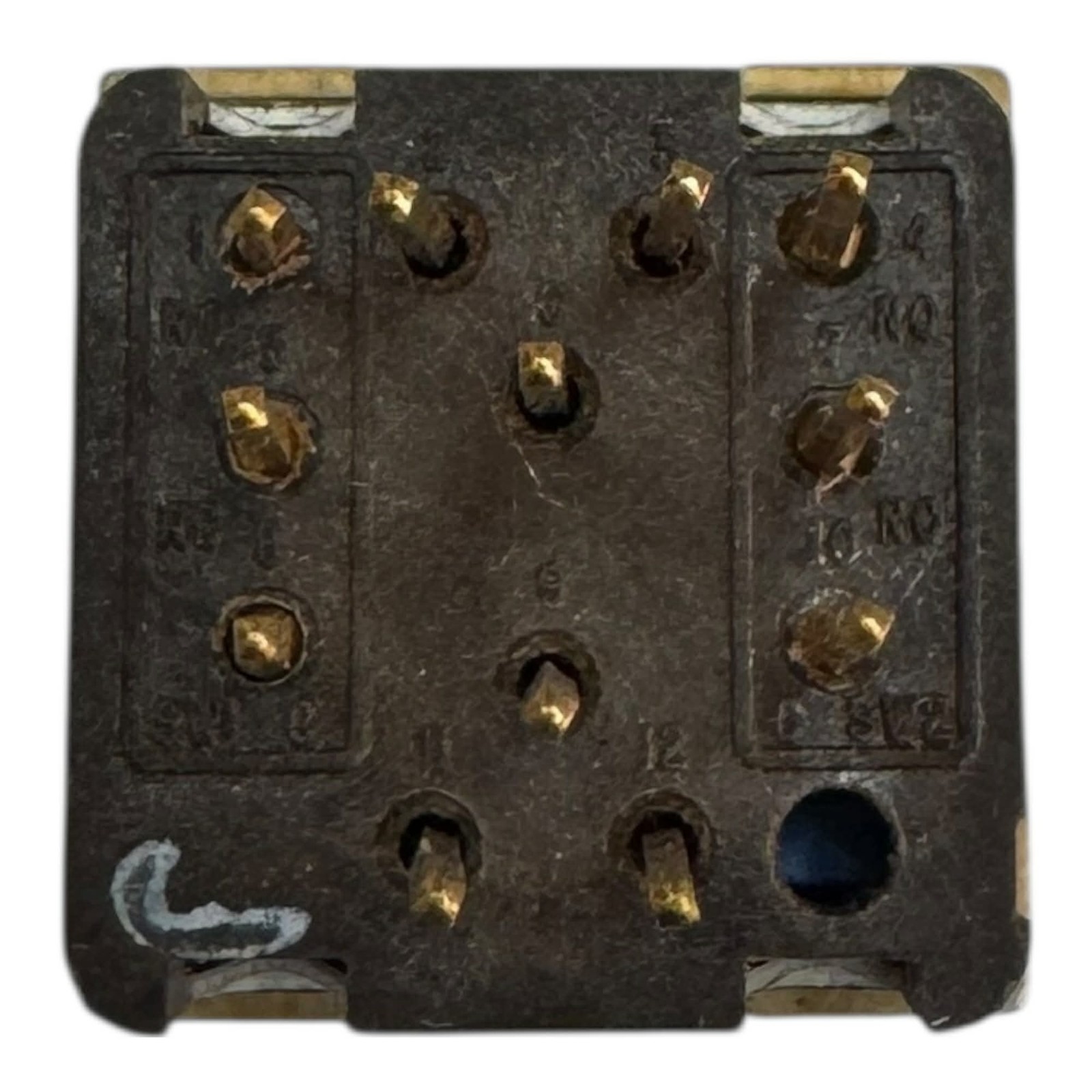 4268-18 Eaton Avionics Pushbutton Switch MSC 96182