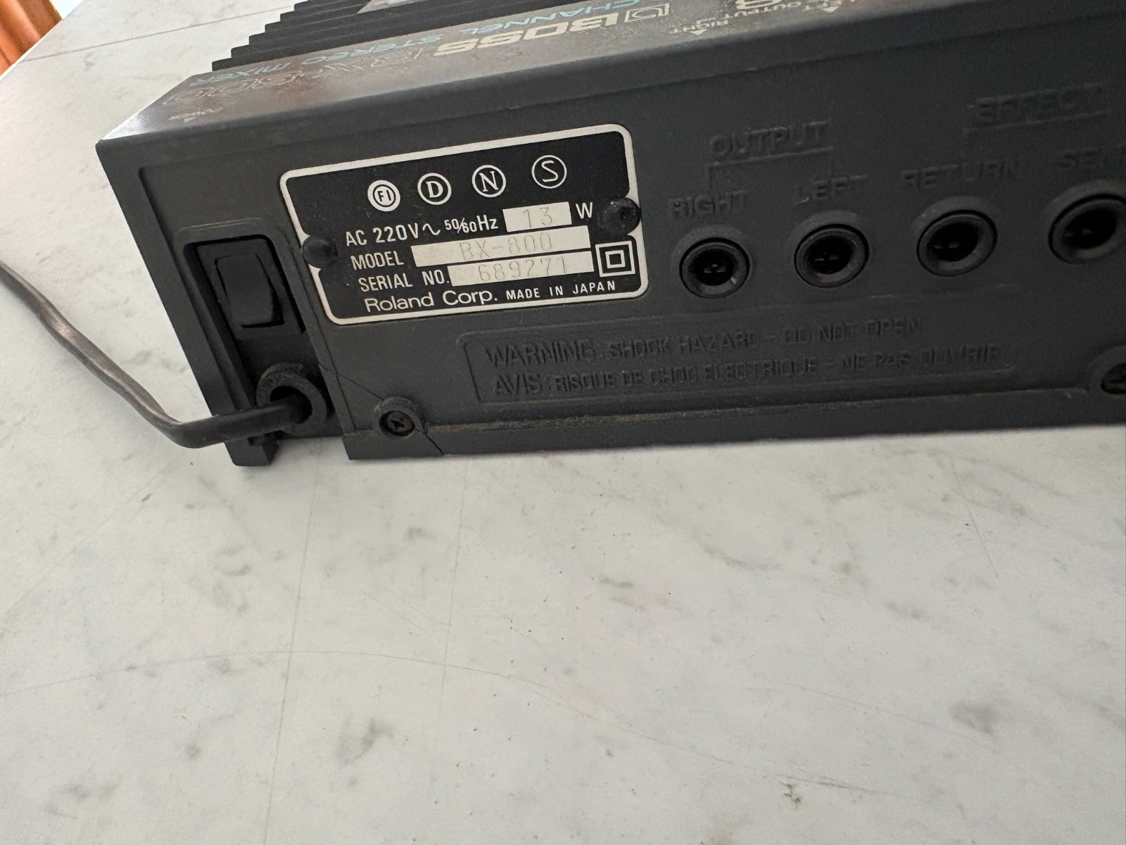 Boss BX800 DJ Mixer Table