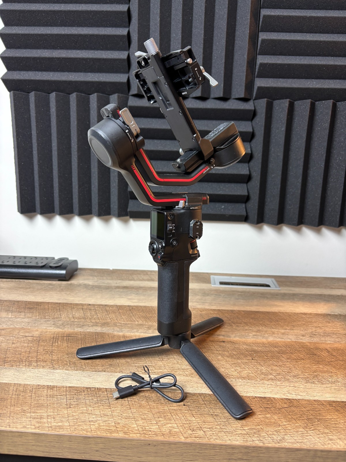DJI RS 3 Handheld Professional Gimbal (CP.RN.00000216.01)