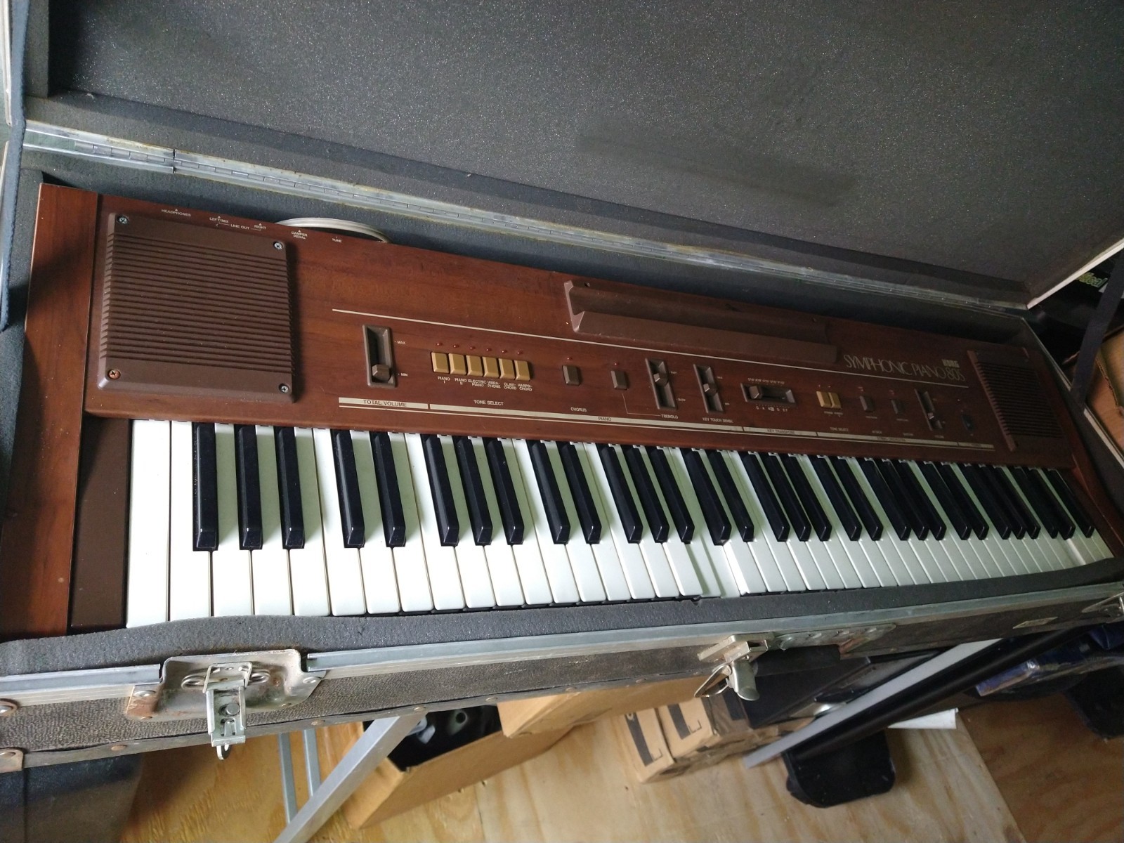 korg keyboard Symphonic 80s + Carry Case