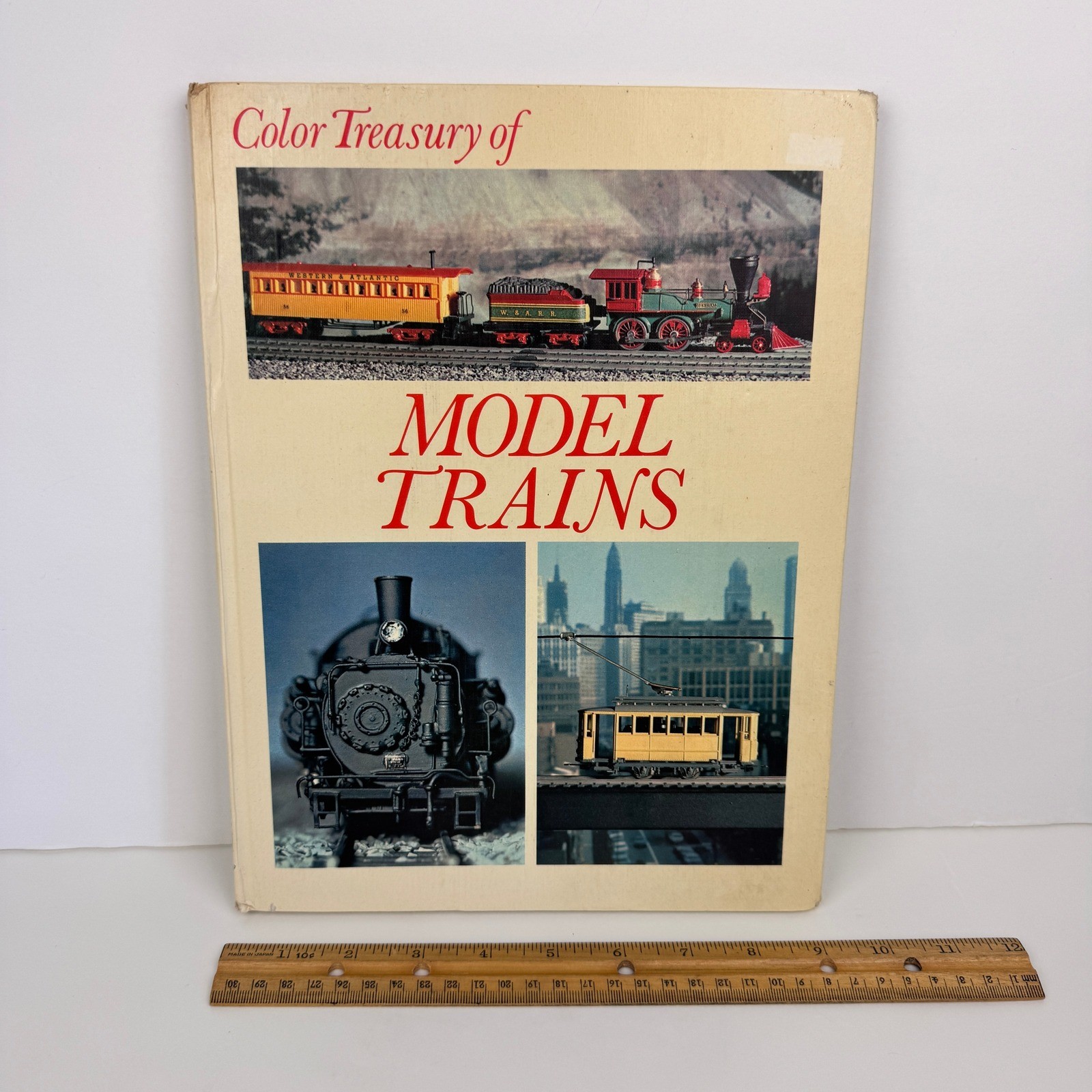Vtg 70s Color Treasury of Model Trains Hardcover Book w Pictures Text READ