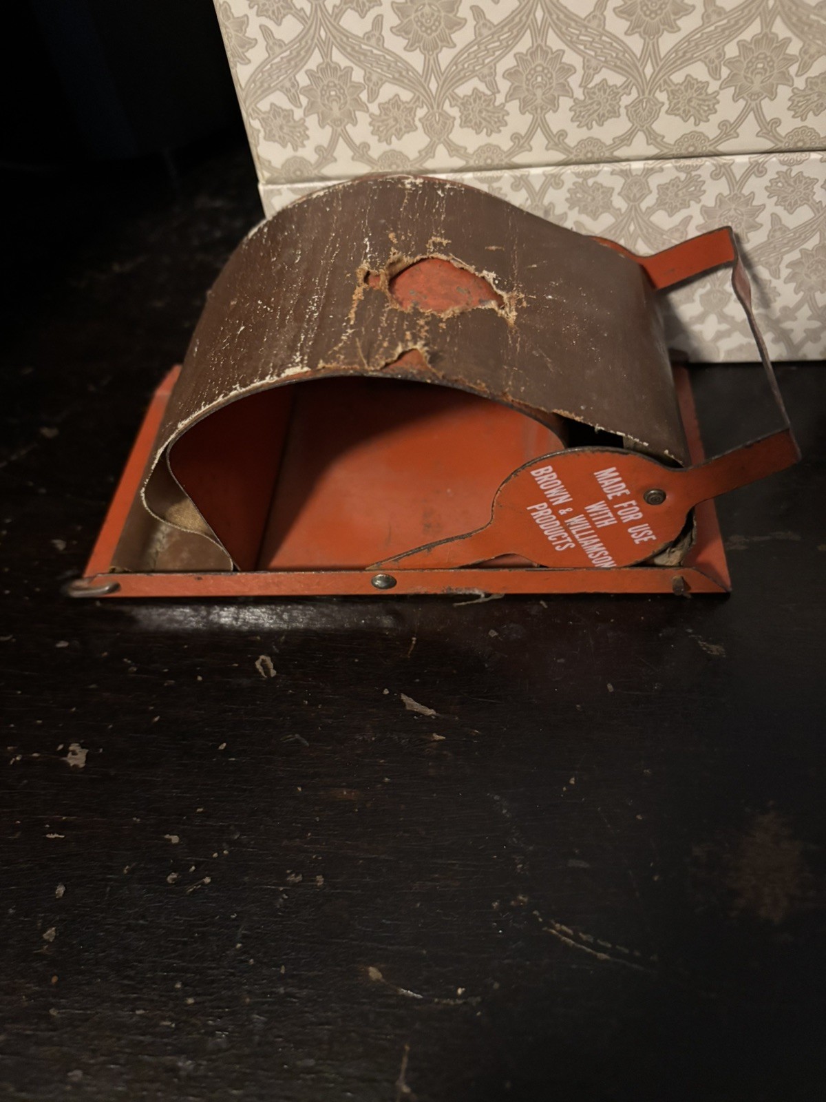 VINTAGE MADE FOR USE WITH BROWN & WILLIAMSON PRODUCTS, CIG ROLLING MACHINE