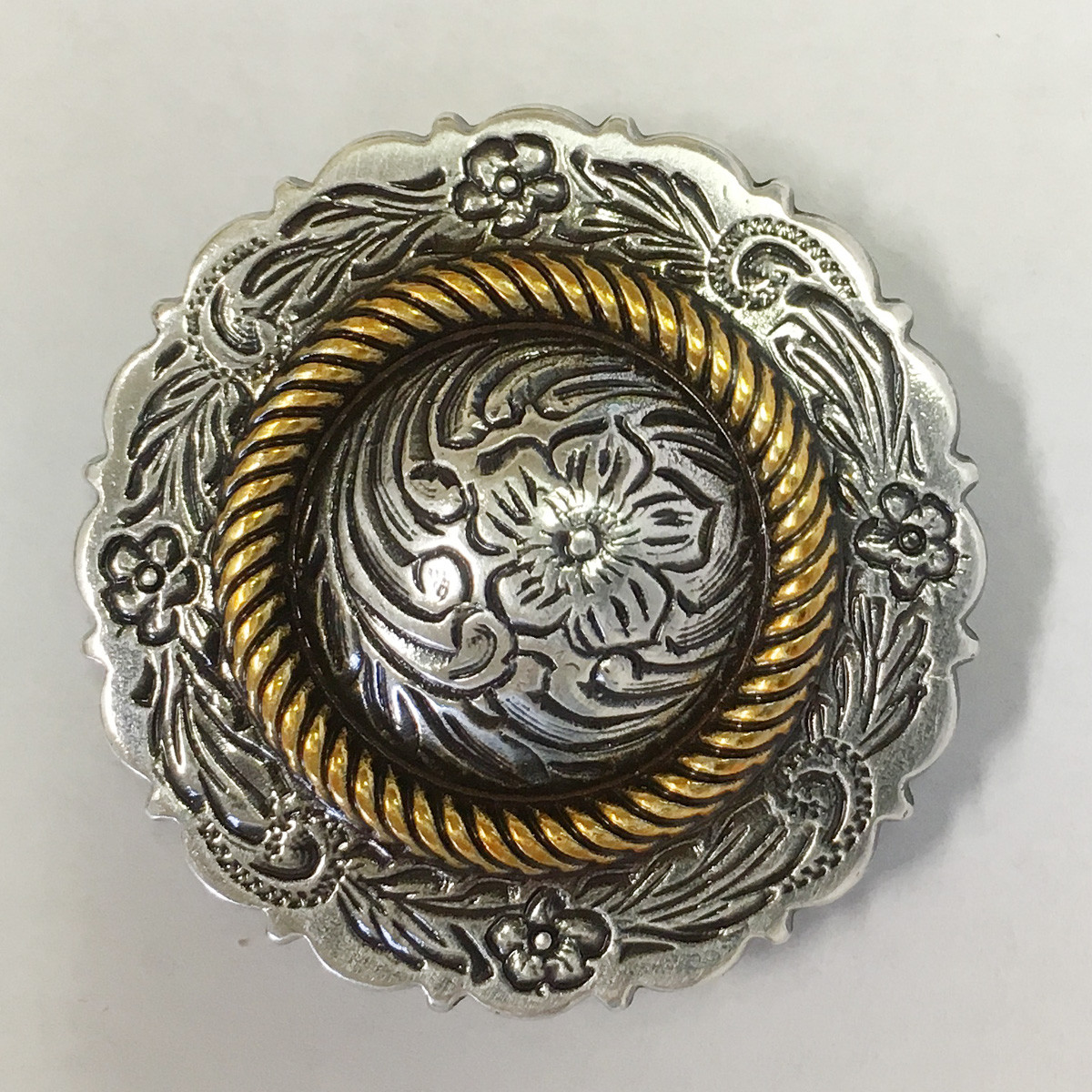 WESTERN HORSE SADDLE TACK ANTIQUE ENGRAVED GOLD ROPE EDGE CONCHOS 1-1/2"