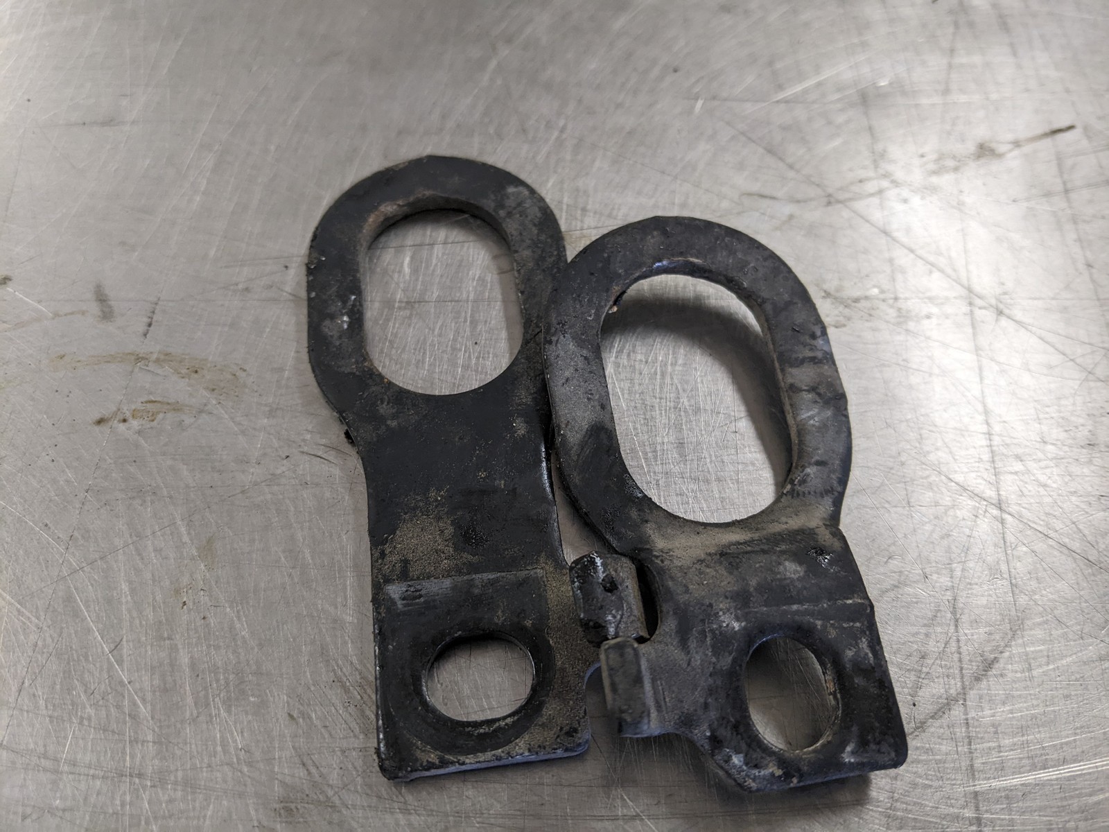 Engine Lift Bracket From 2005 Ford Focus 2.0