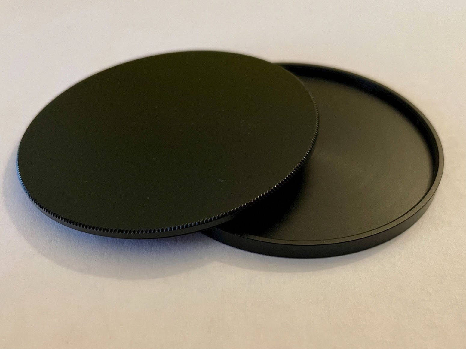 Screw-on 72mm filter covers - front and back