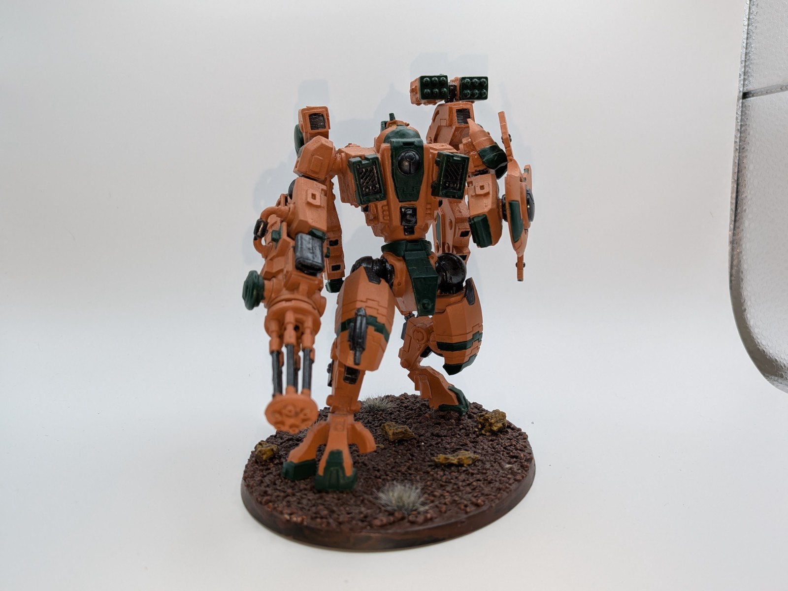 Games Workshop 5613 Tau Empire XV104 Riptide Battlesuit
