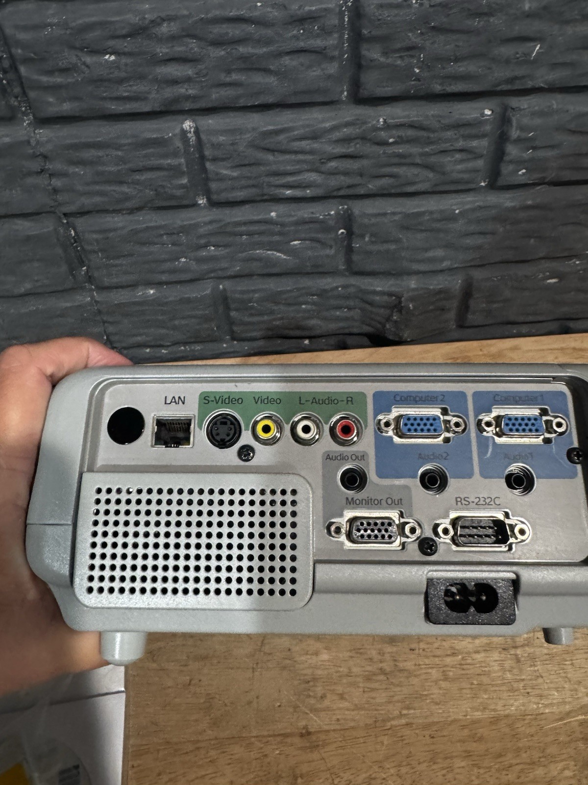 Epson Powerlite 83 Model Emp-83H
