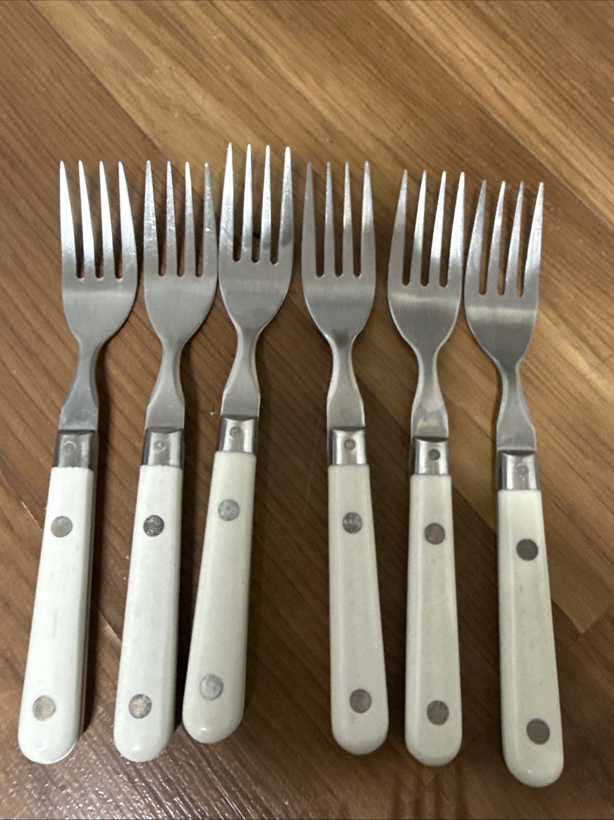 WF MARDIS GRAS White/Ivory Stainless Flatware Riveted Handle 19 Pieces