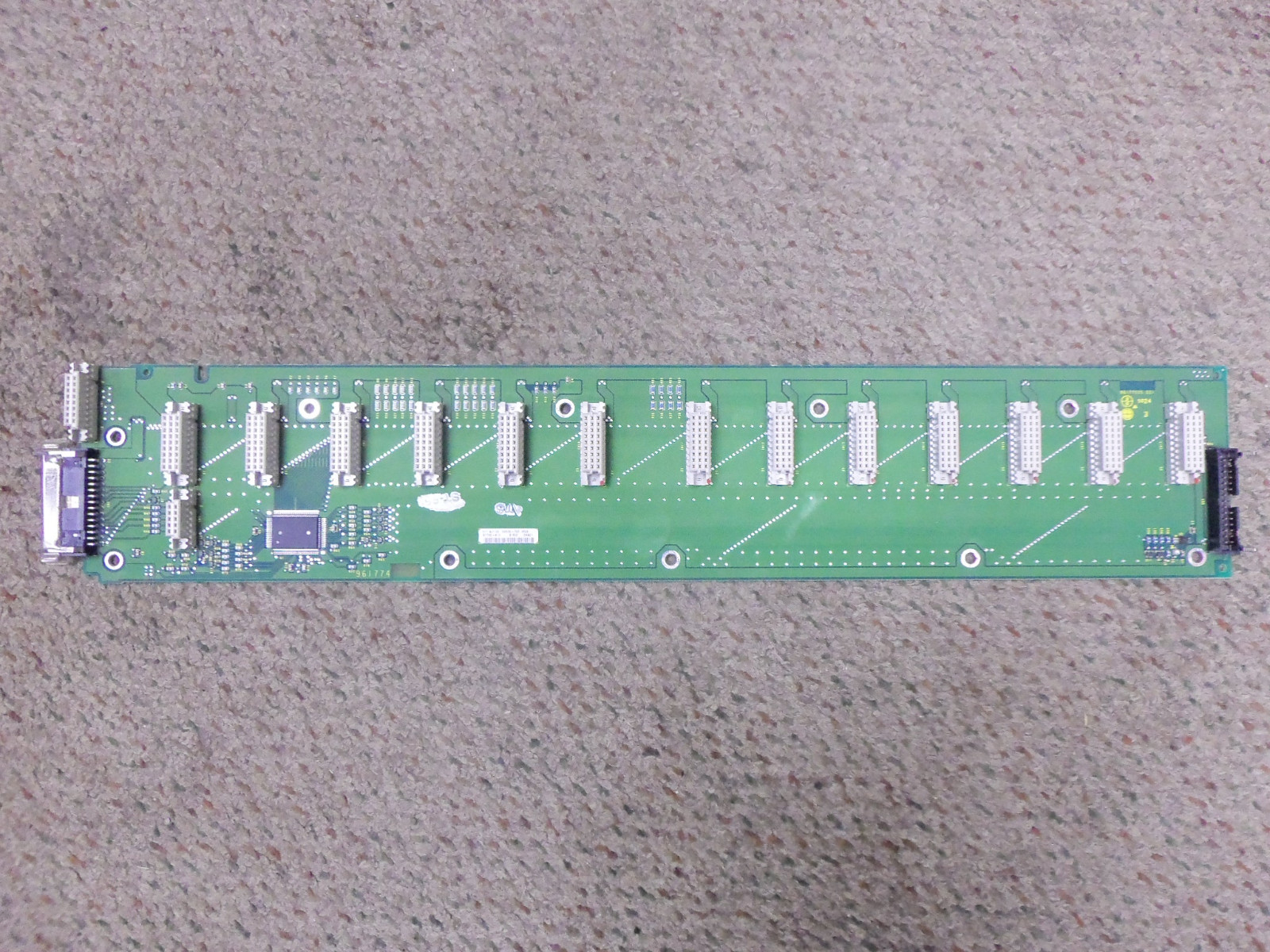Allen Bradley Base Board X1746-A13 B K03 STI AJI ES 99935-728 almost 4" thick