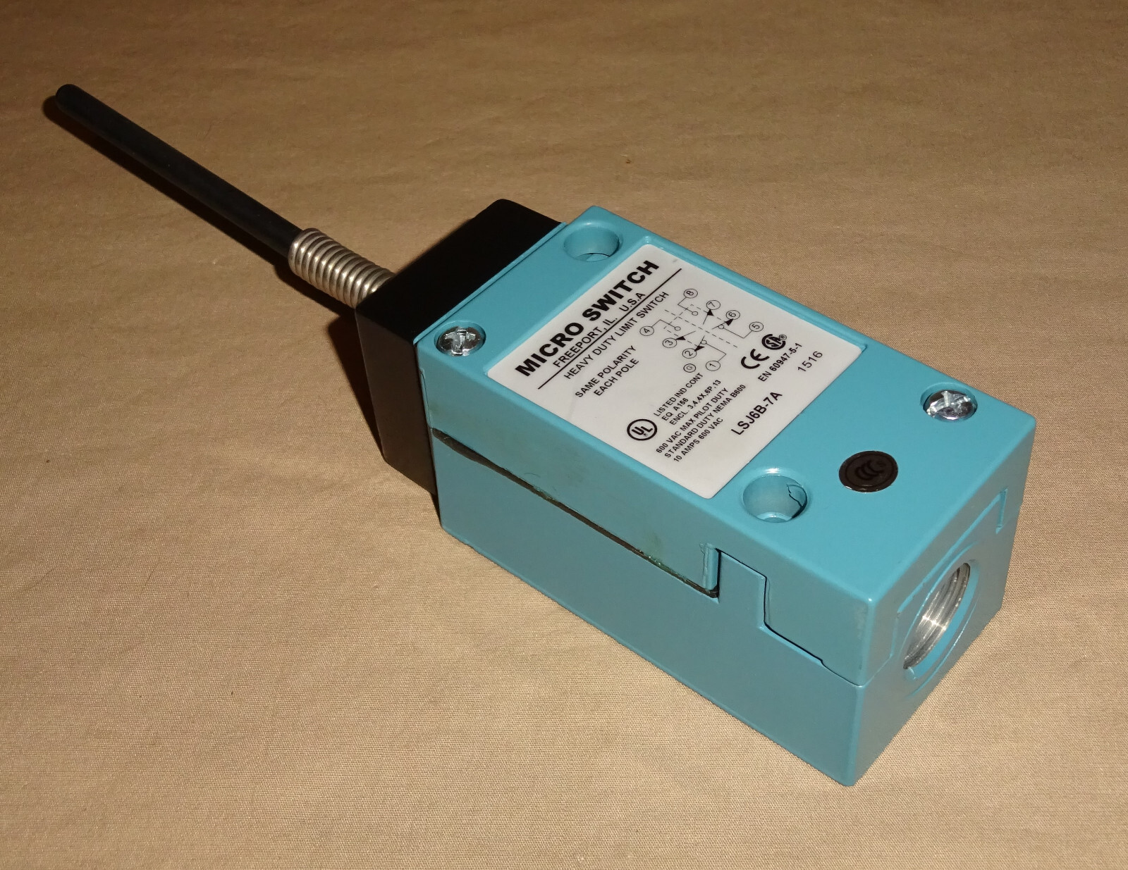 Honeywell Microswitch LSJ6B-7A Limit Switch LSJ6B7A NEW