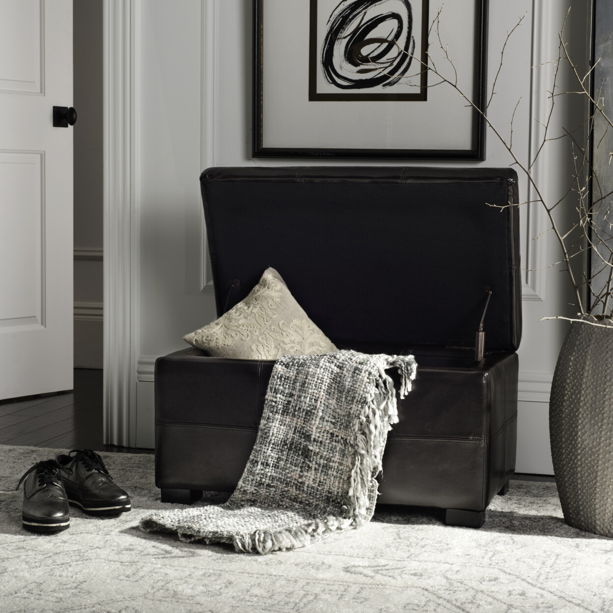 SAFAVIEH Madison Storage Bench Small | Brown |