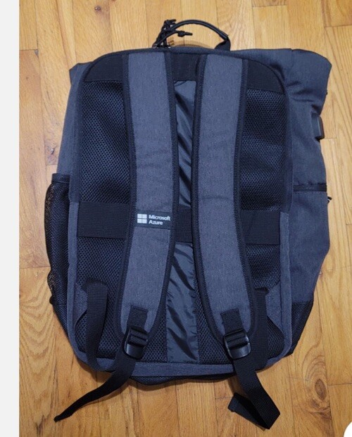 17" Black Expandable Backpack,Cloth Lining, USB Port,NetApp Insight 2018 New