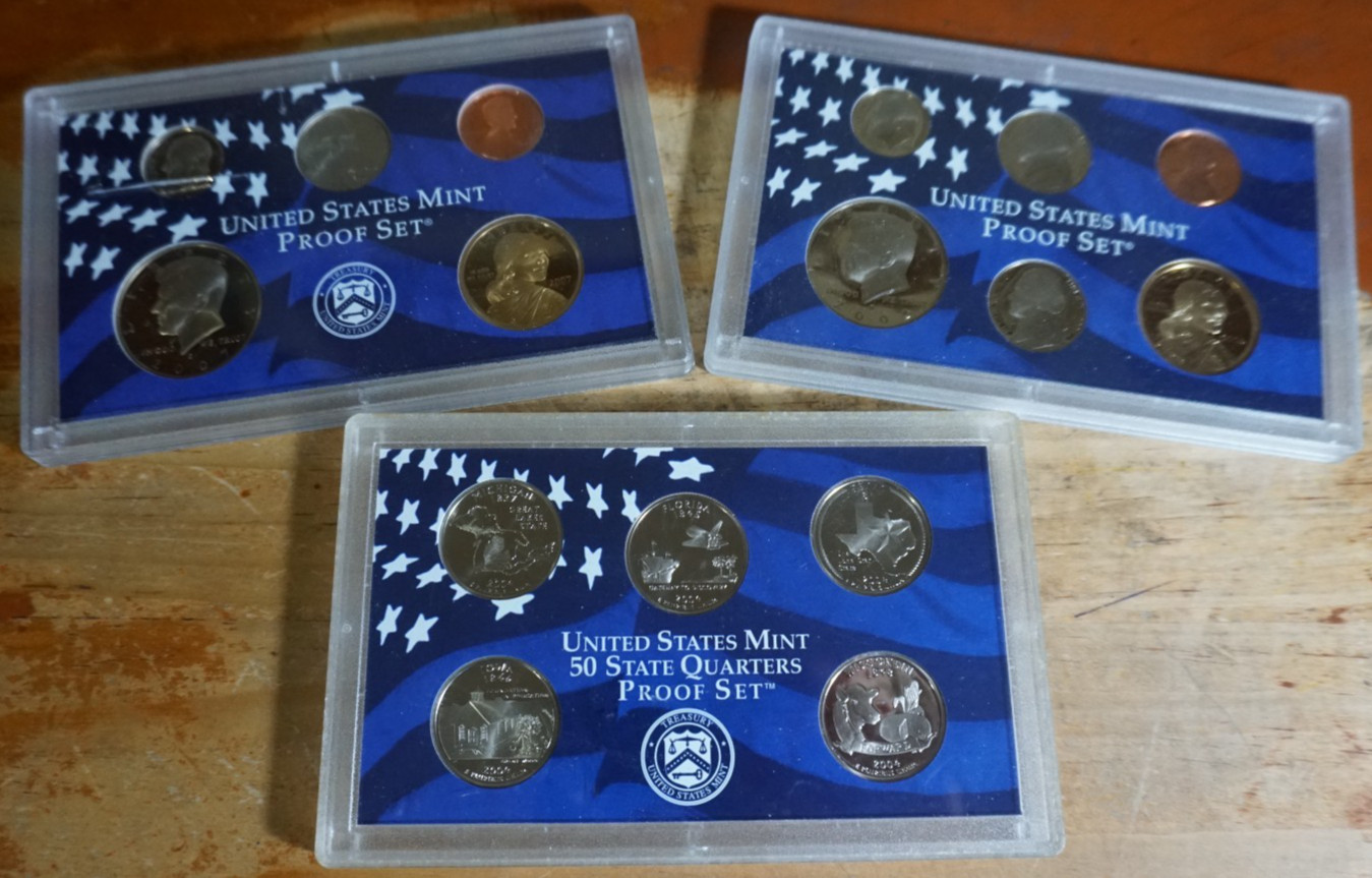 Lot of 3 proof sets 2004 and 2007