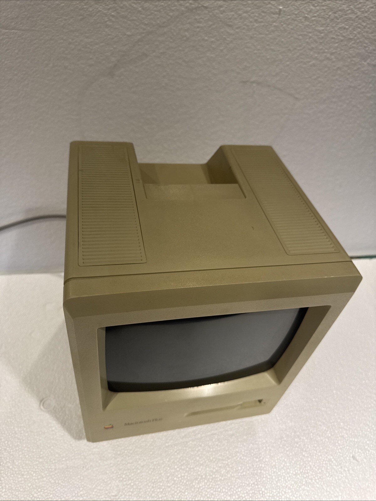 Vintage Apple Macintosh Plus M0001A