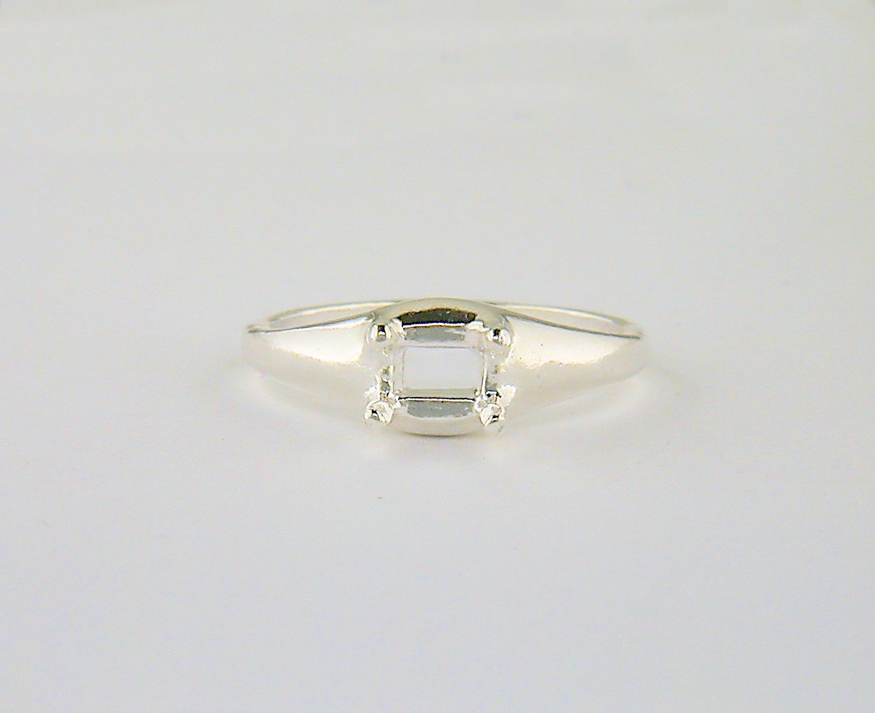 6 x 4 mm Emerald Cut Side Set Dome Ring Setting Sterling Silver