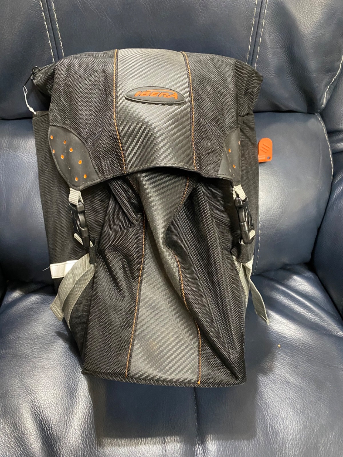IBERA Pak Rak Clip-On Quick-Release System  All Weather Bike Bag