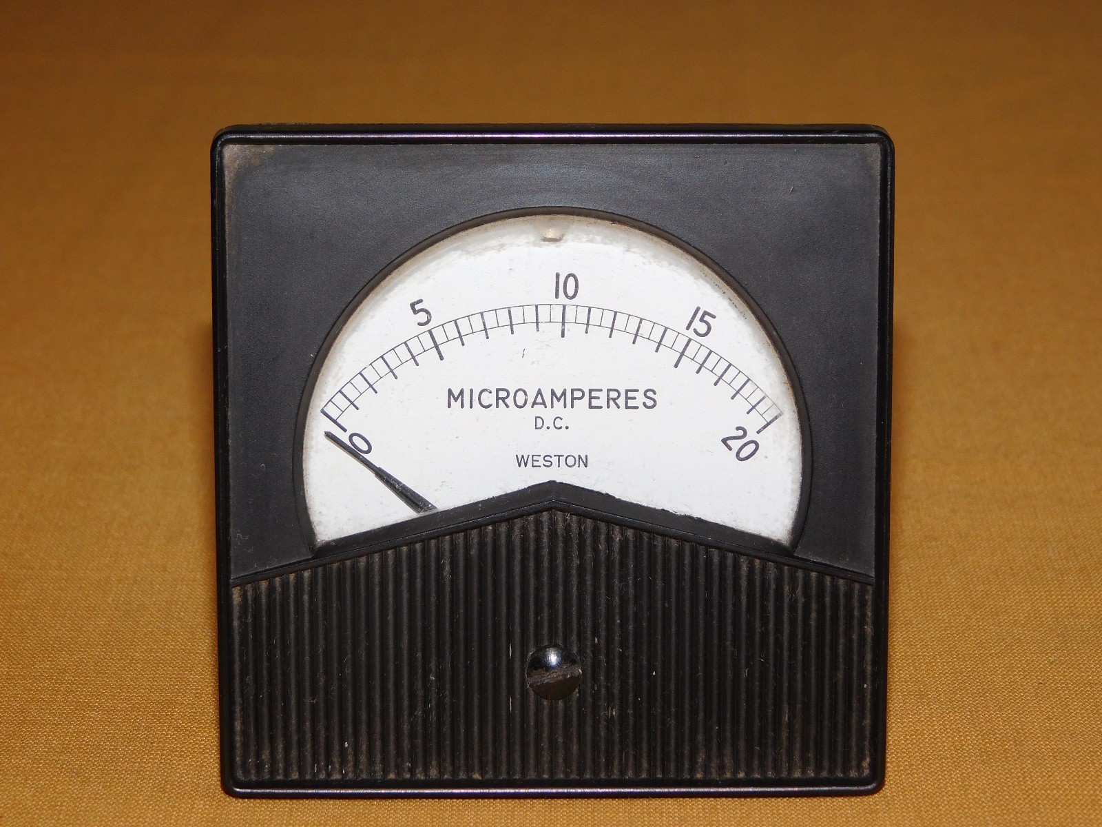 VINTAGE WESTON MICROAMPERES DC METER