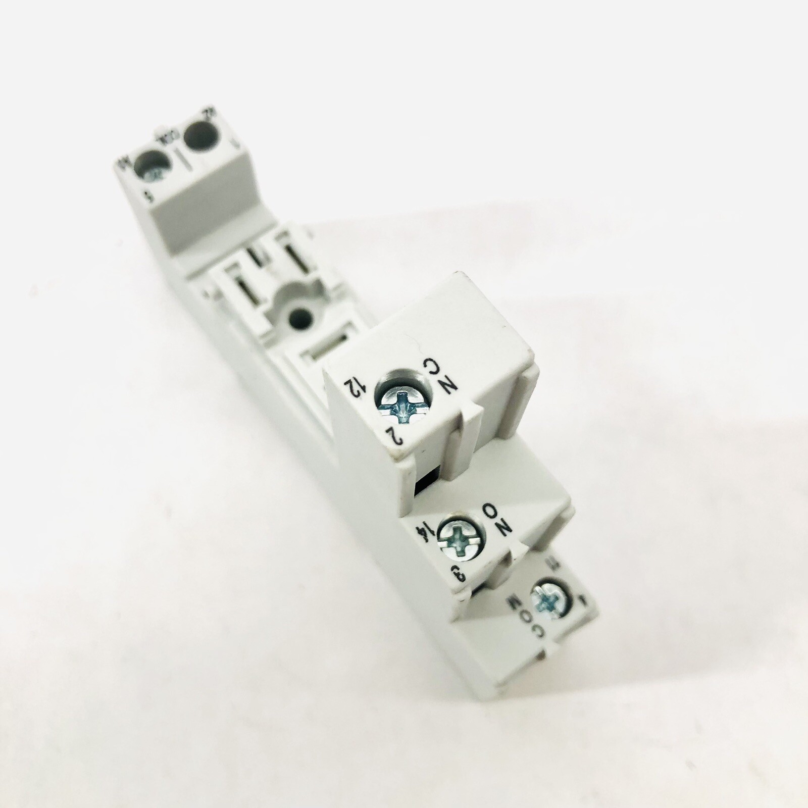 AB 700-HN221 RELAY SCREW TERMINAL