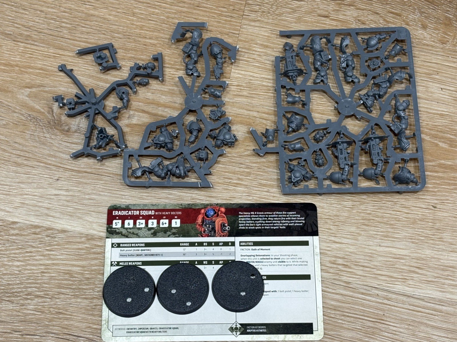 Warhammer 40K Armageddon Miniature Space Marine Eradicator Squad