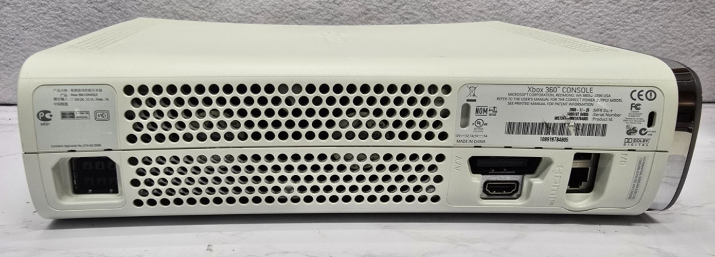 Microsoft Xbox 360 Pro 20GB Console - Matte White
