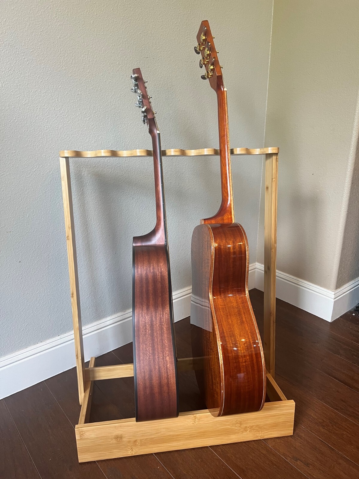 Bamboo Guitar Stand Display Rack for Multiple Instruments A single stand