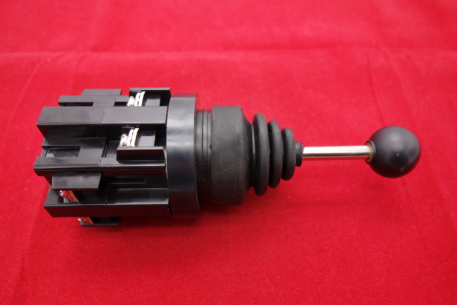 1x 30mm 4 Direction Maintained Monoleaver Joystick controllers Cutout Self reset