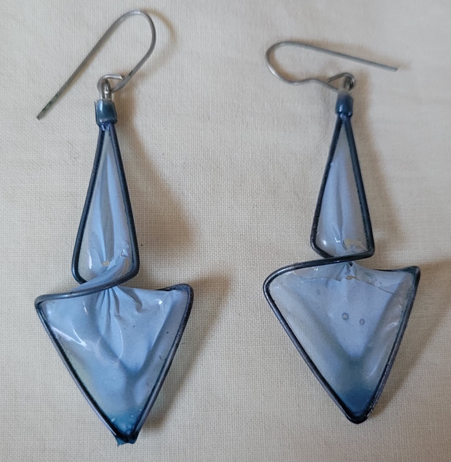 Vintage 1970s 1980s  Blue Plastic Sheer Design Drop Earrings Pierced