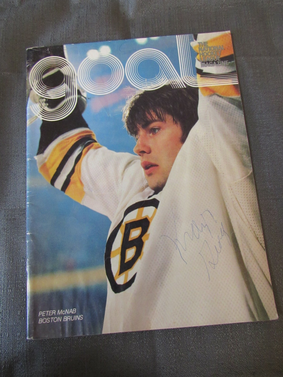 1977-78 Colorado Rockies Hockey Program vs. Boston Bruins Krazy George Autograph