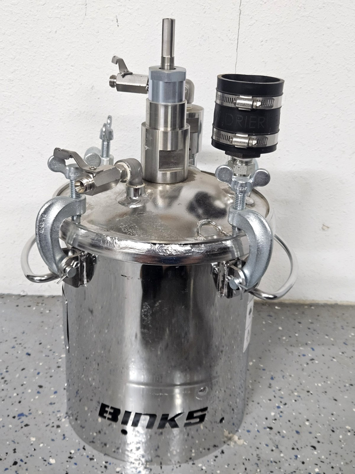 Binks 183S Stainless Steel 2 Gallon Pressure Tank Pot - NEW