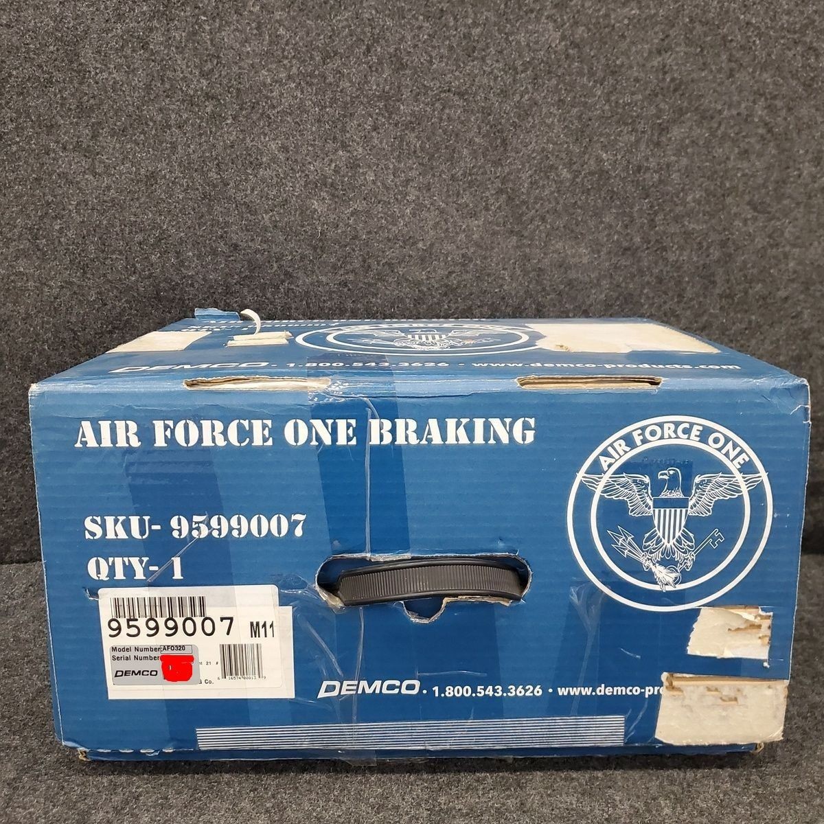 DEMCO 9599007 Air Force One Braking System, Universal Fitment*