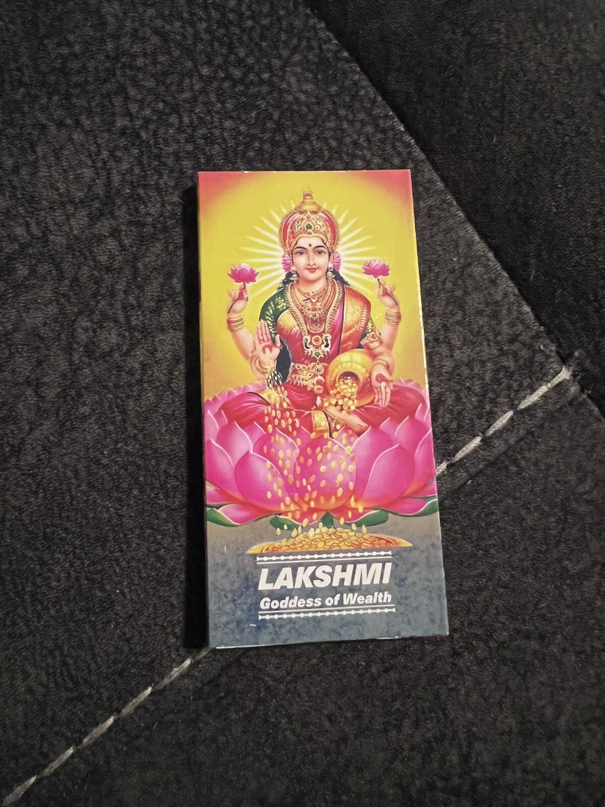Hindu Collection “rolling papers” W/ Tips