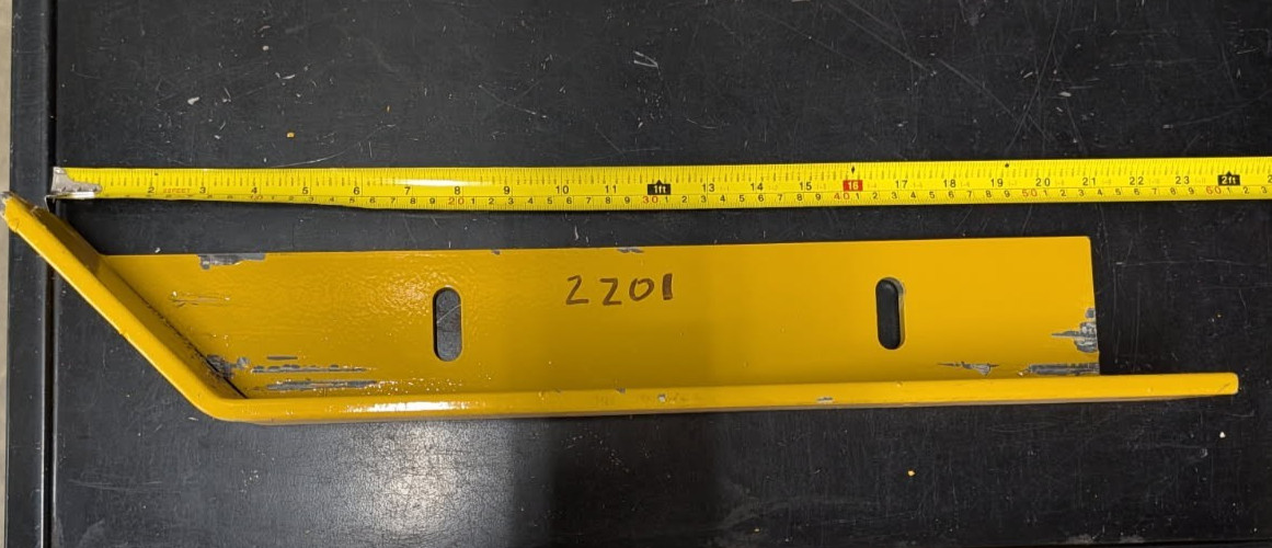 2201 BUSH WHACKER ( OEM ) SKID SHOE, RH