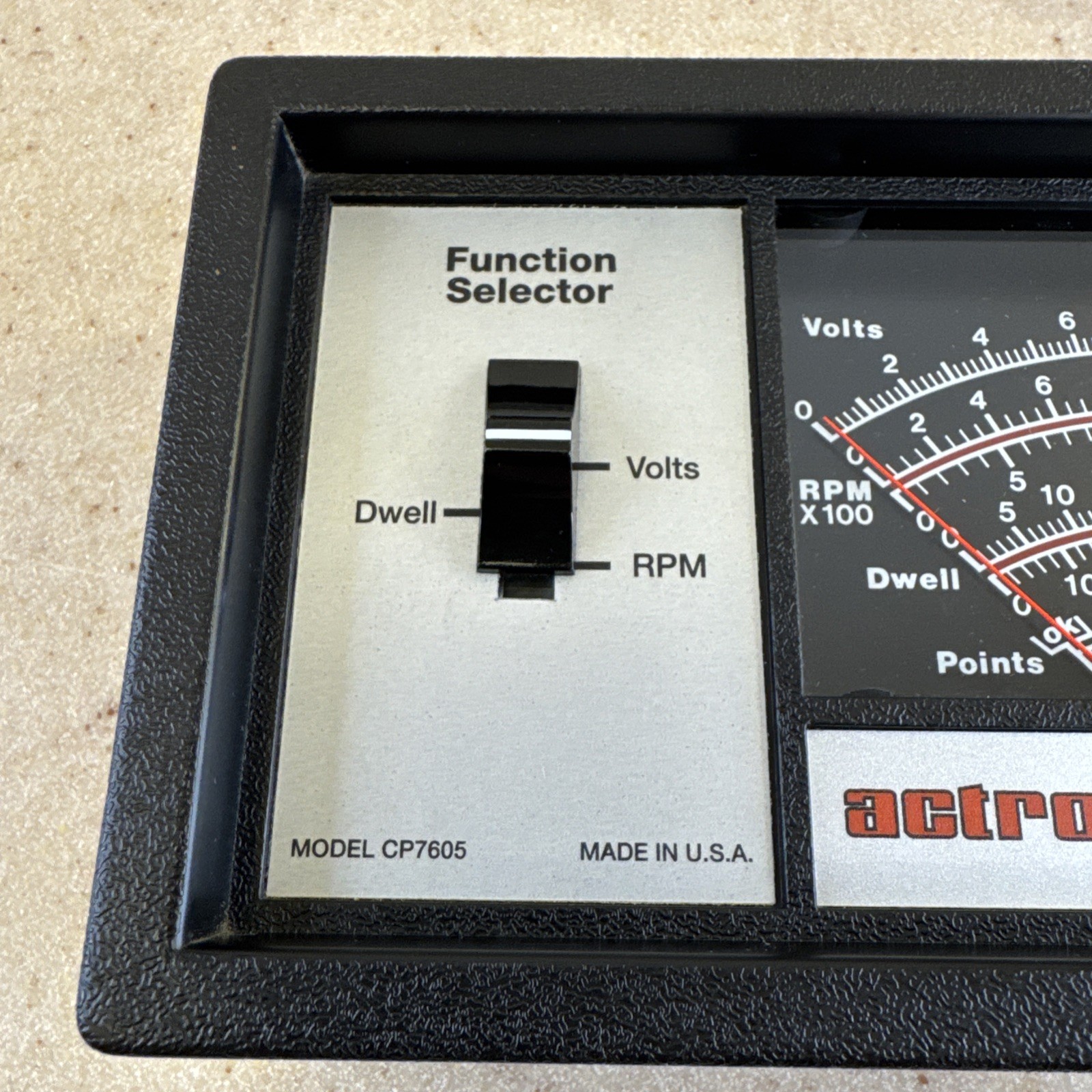 Actron CP7605 Dwell Meter Tachometer Voltmeter Analyzer