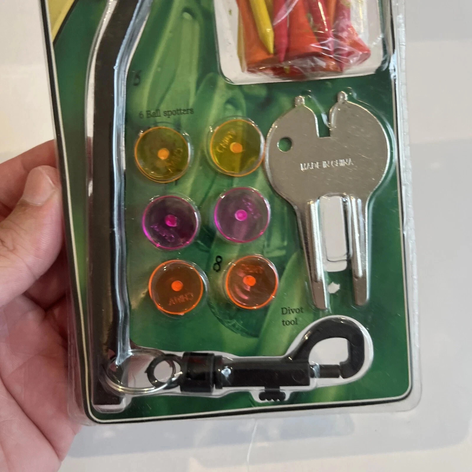 Golf Accessory Set Includes Brush Tees Ball Spotters Divot Tool New