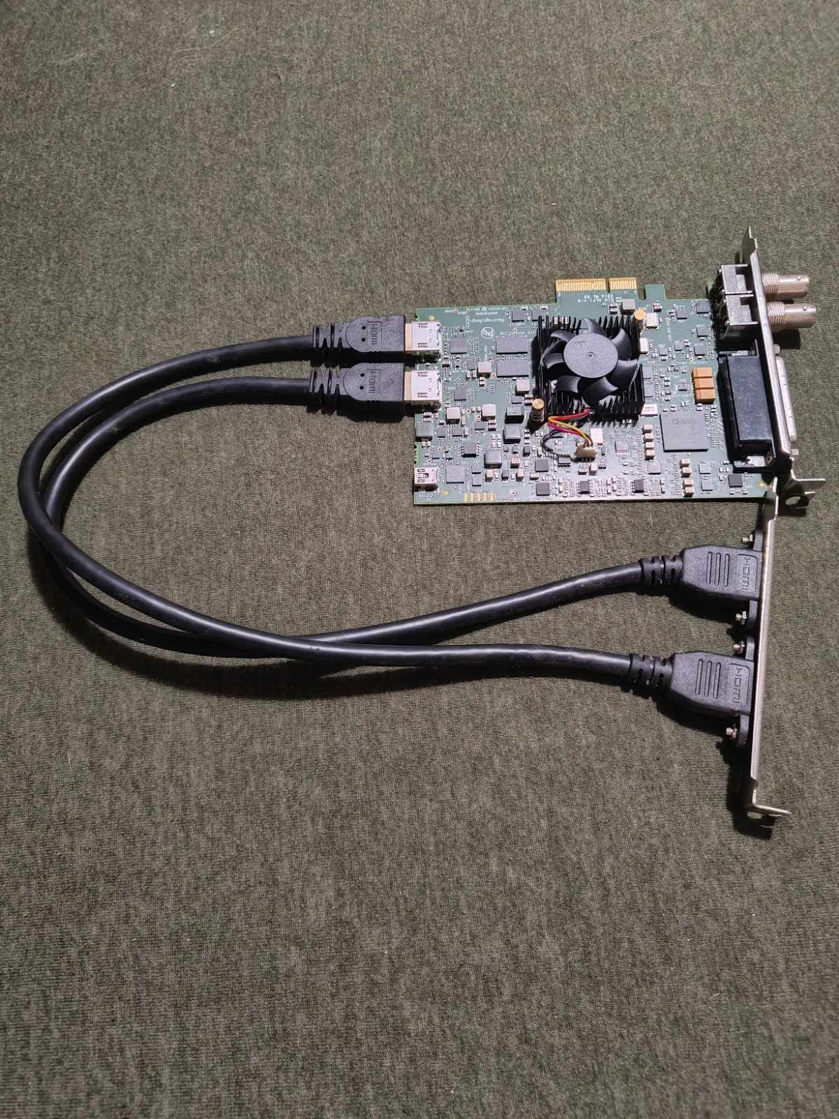 Blackmagic DeckLink Studio 4K PCIe SDI HDMI Capture Card w HDMI Bracket