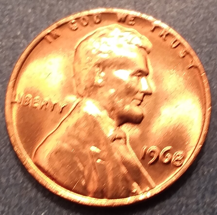 1968-P Brilliant Uncirculated Lincoln Cent.  Ships Free.  BU condition.