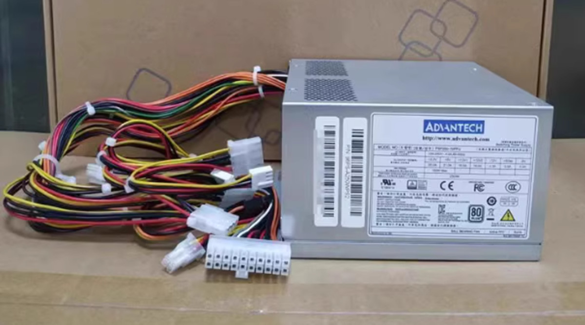 New In Box ADVANTECH 96PS-A250WPS2  Industrial Power Supply 250W