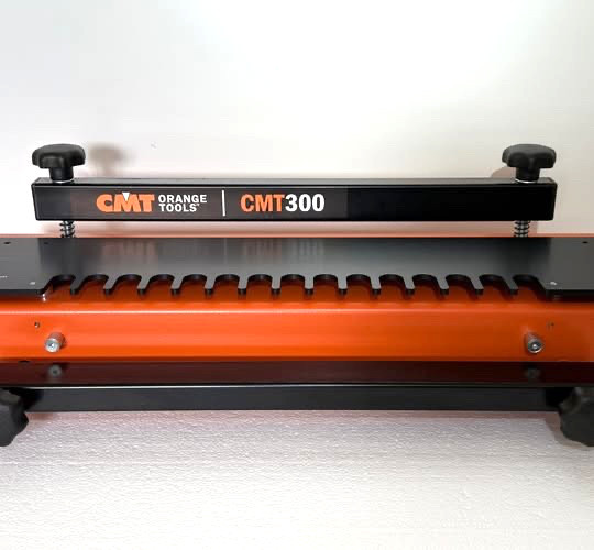 CMT 300 ORANGE TOOLS UNIVERSAL 12" DOVETAIL JIG JOINTING SYSTEM