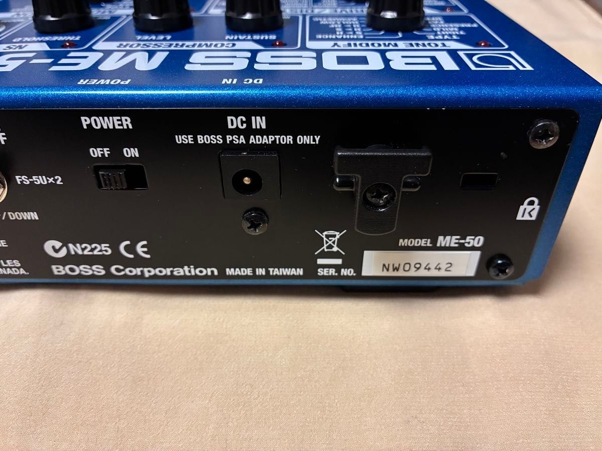 BOSS ME-50 Guitar Multi-Effects Processor Excellent Japan