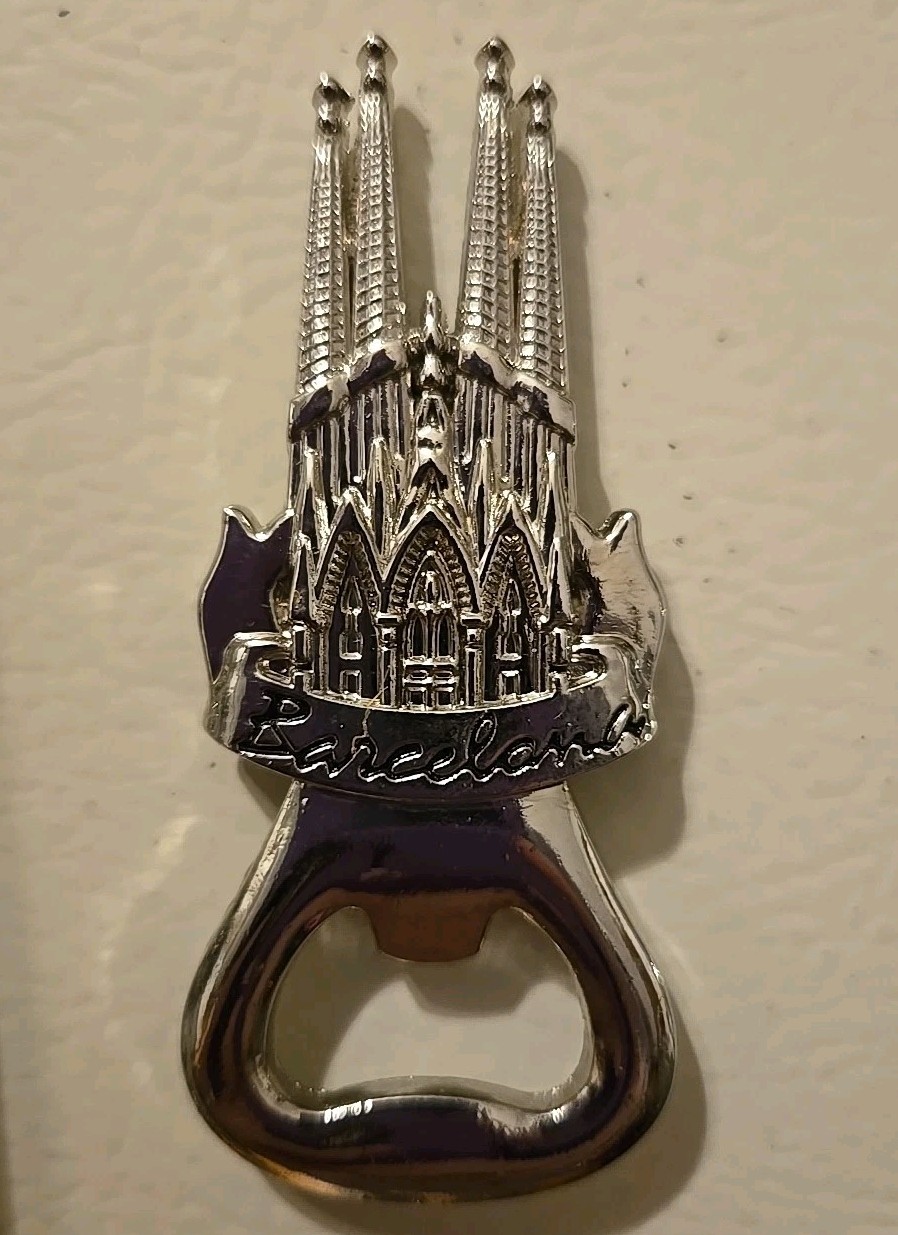Barcelona La Sagrada Familia Iglesia Magnet Bottle Opener Souvenir