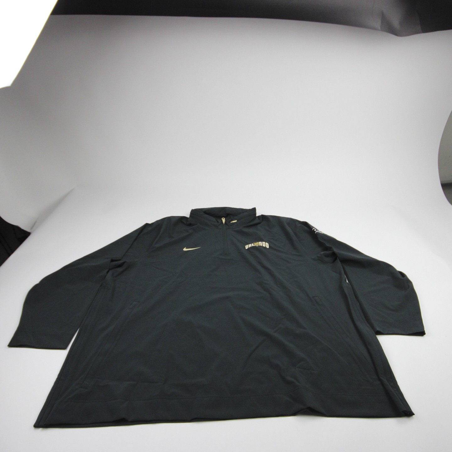 UCF Knights Nike Pullover Men's Black New without Tags Multiple Sizes