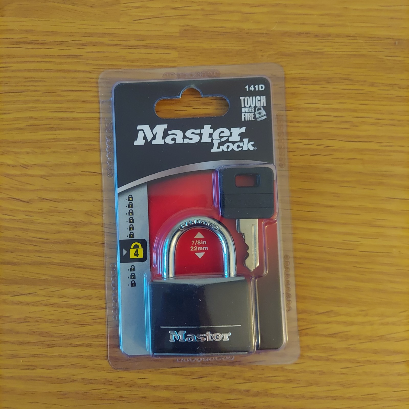 NEW MASTER LOCK 141D VINYL COATED KEYED PADLOCK 7/8"