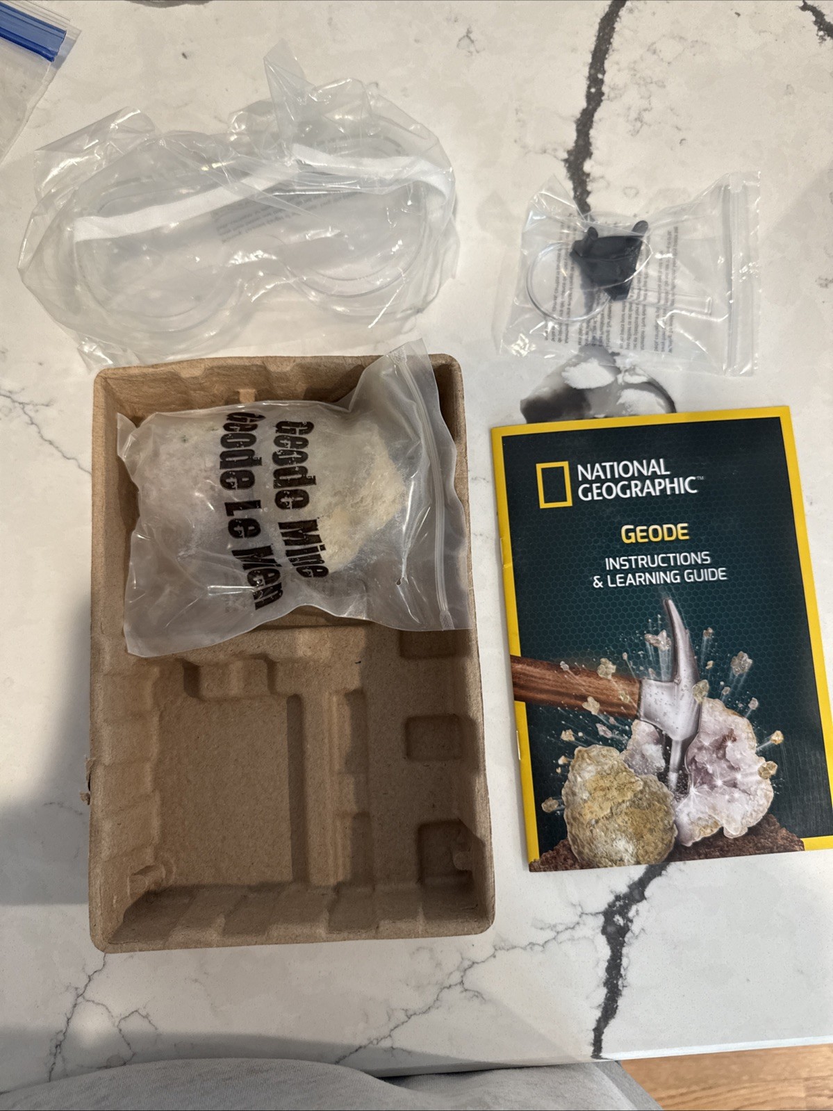 National Geographic Break Open 2 Geodes, STEM Geode Kit
