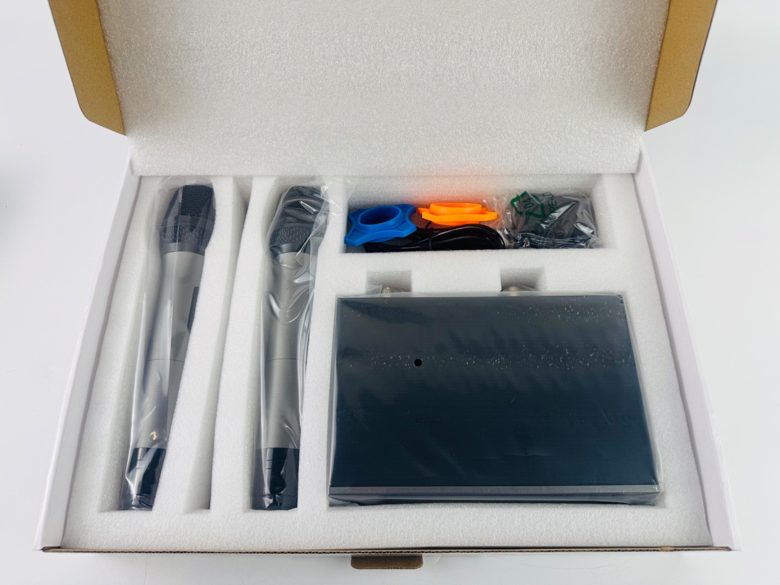 BEKBOES Professional Dual Dynamic Handheld UHF Wireless Microphone System SE100