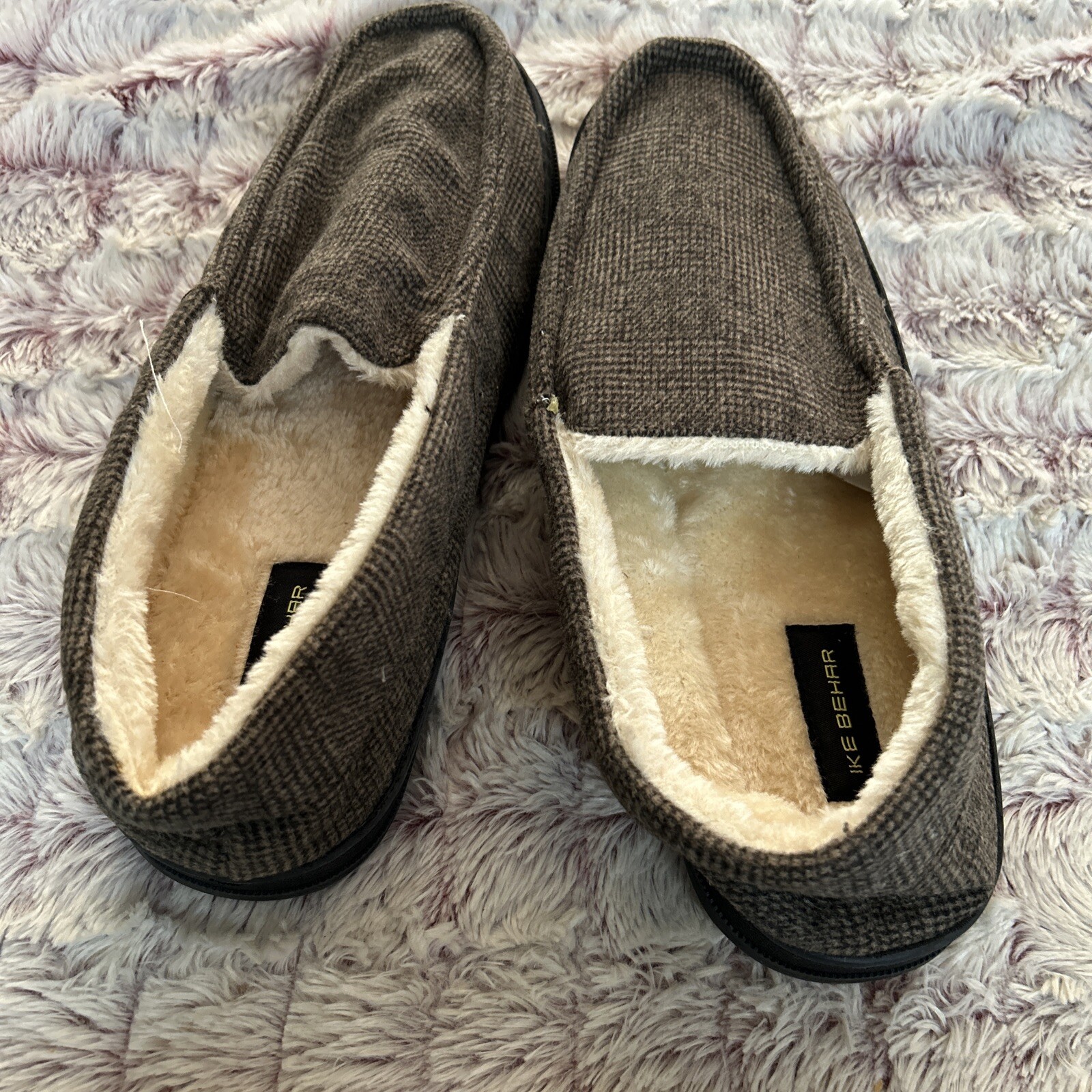 Ike Behar Men's Memory Foam Slippers size large. New