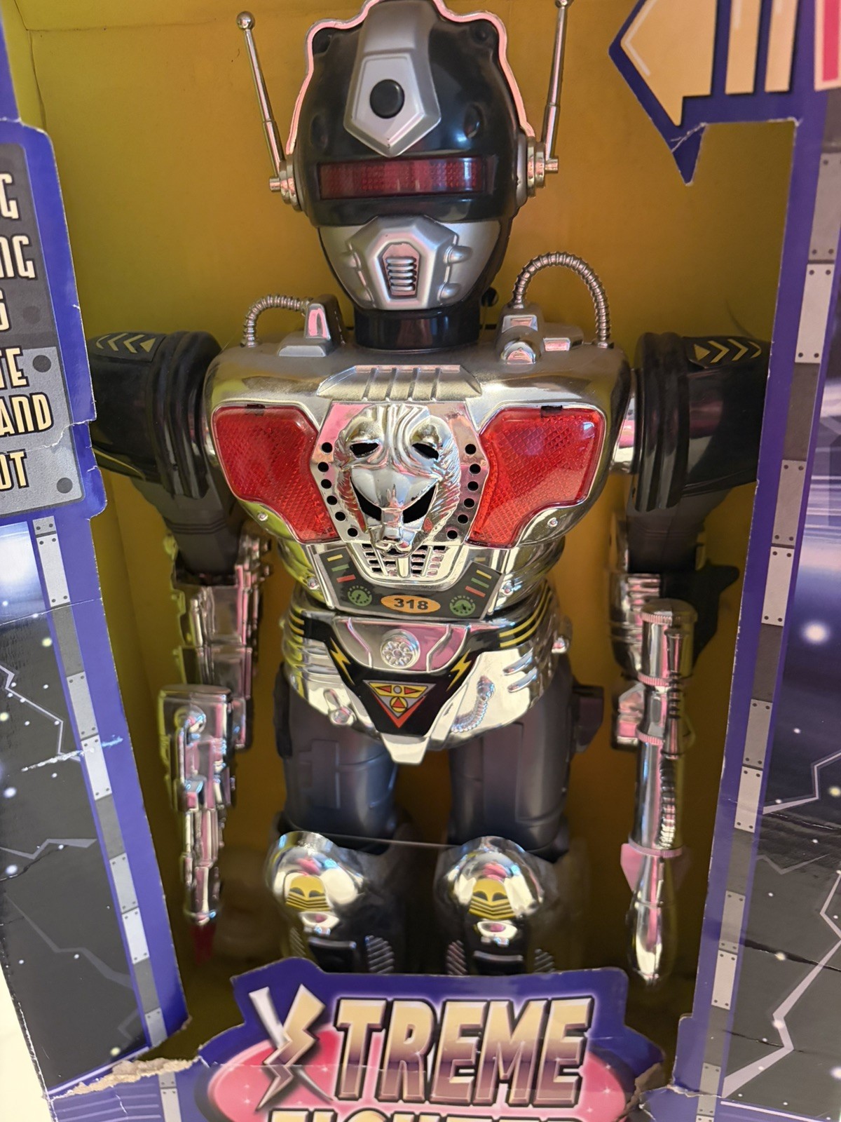 Extreme Fighter Robot Walking Blinking Lights Rotating 360 & Shoot Toy